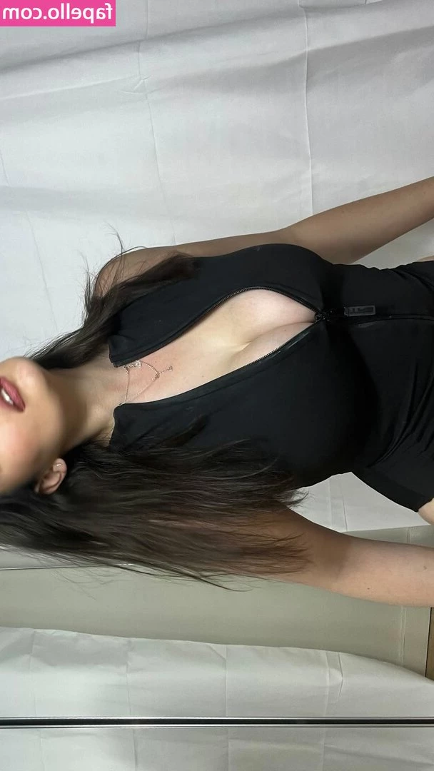 Christina Green [ christina-green-1 ] - I think it's time for another relapse 💕💉💸
