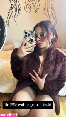Christina Green [ christina-green-1 ] - I always keep my promises  Have fun with my big left foot  Do you