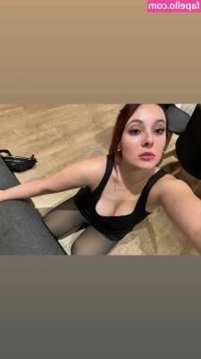Christina Green [ christina-green-1 ] - Happy almost Friday  X Drop a tip below or in my inbox for a lovely