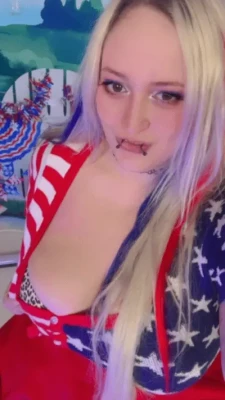 spikezombie - It s Wednesday my favorite day of the week because it s Hump Day lol