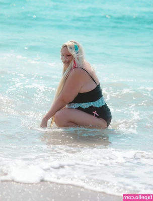 spikezombie - What do you want to see me shoot in here