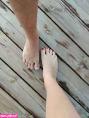 feet-amana - The directions on how to have a hands free orgasms are my first posts