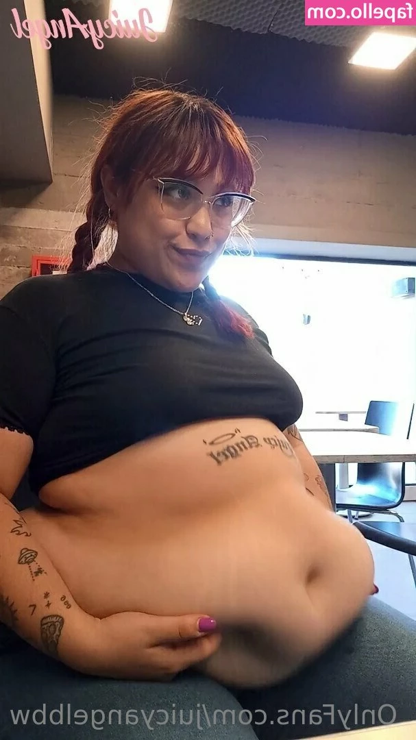 juicyangelbbw - a demain pour la vidéo complete de ce strip de MAMA 🔥