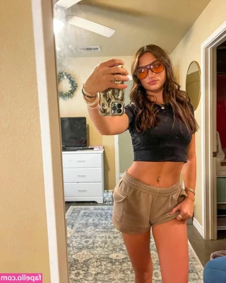 Katie Thompson [ katie-thompson ] - fuck with a view? 📽️🏔️ who would go crazy out here?