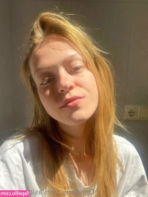 asica.meow [ asica-meow ] - what do i like the most? 🤫 🥰