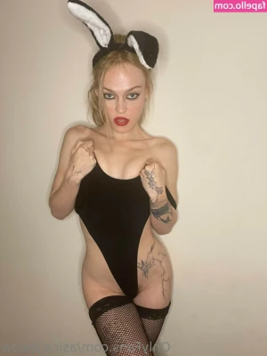 asica.meow [ asica-meow ] - 𝙄 𝙪𝙨𝙪𝙖𝙡𝙡𝙮 𝙟𝙚𝙧𝙠 𝙤𝙛𝙛