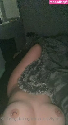 golddigger808 - Freshly shaved & showered👀💦