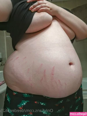 deedee3625 - this body belongs to you.. it craves and wants you so bad in every