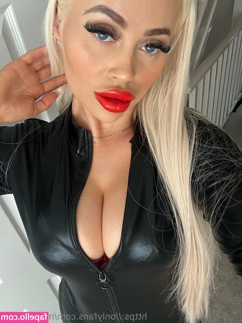 daisysimpson - Who loves a cum covered soles set? Want to add more to my soft soles
