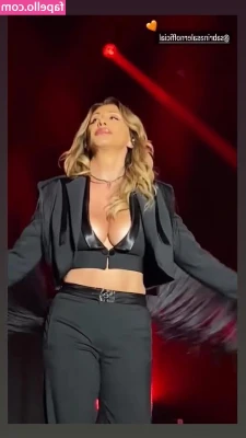 Sabrina Salerno [ sabrina-salerno ] - Full photoset being sent to those with reoccurring on. Xx love y'all