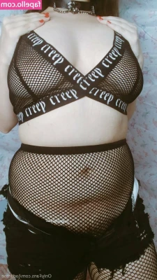 jadarose - Come on you know there’s nothing more you’d want than to be under