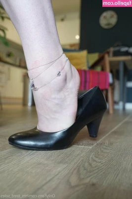 ms_tired_soles [ ms-tired-soles ] - Let’s get intimate 💋 I want to know your naughty fantasies, DM
