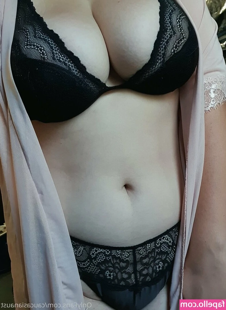 caucasianaust - Late post babes 🥰