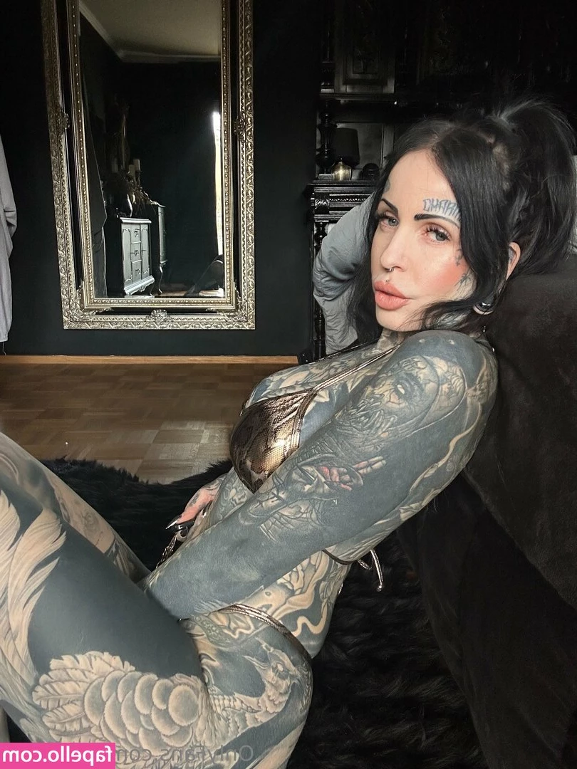 jesslamia - Blowing a big load for you guy's 🍆💦💦😈