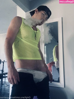 kevinkiznerxxx - ur boi got covid again x.x dw i'll still b posting n stuff from