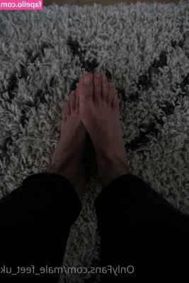 male_feet_uk [ male-feet-uk ] - Tie me up please 🥺