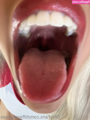 tiffanies.toes [ tiffanies-toes ] - 2016, Elf Fuck Machine, 16:45.  Fuck machine until I cum in elf