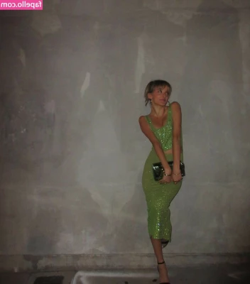 Sienna Gruss [ sienna-gruss ] - Rosy Pinheiro Fazendo Um Surubão No Seu Sex Shop Rosy Pinheiro.G