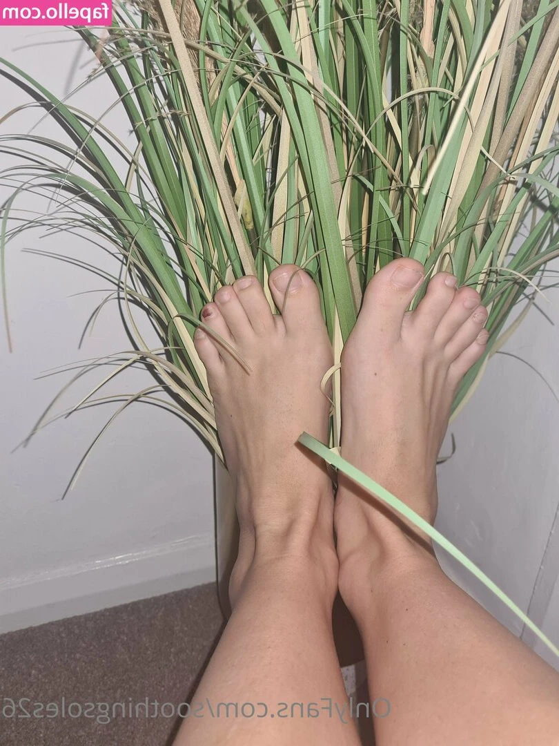 soothingsoles26 - Hey guys!  A few didn't receive my Public Flashing 02 pic...so I'm
