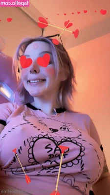 charliofacefree [ charliofacefree-2 ] - I’ll be your masseuse today. Follow my directions carefully if you