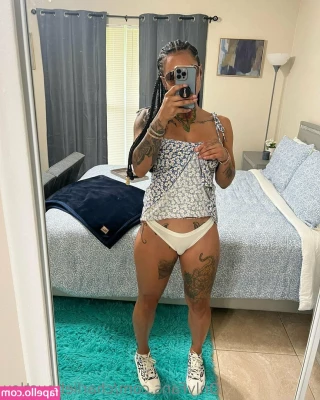 charliebhustlex - Some fun stuff. Videos pics. All solo. B/g content is coming.