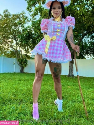 charliebhustlex - SUPER HORNY TODAY  TIP ME  3 TO GET A HOT VID  Watch me fuck myself