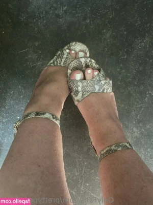 prettyporterfeet - For your Monday motivation 😘😘😘