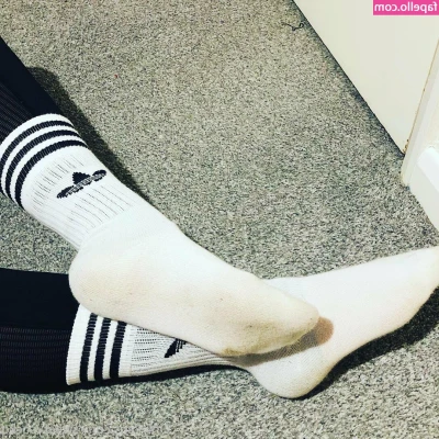 sweatysockq - Foot joi
