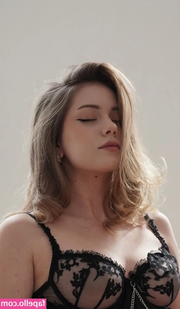 Belochka ASMR [ belochka-asmr ] - Spread em for me? 👅