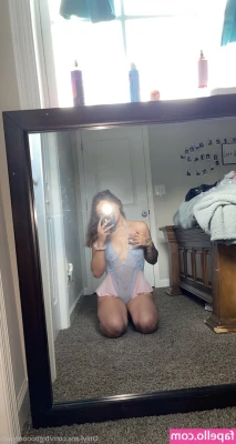 bigbooootyash - Check your DM’s boys for the rest of this afternoon fun