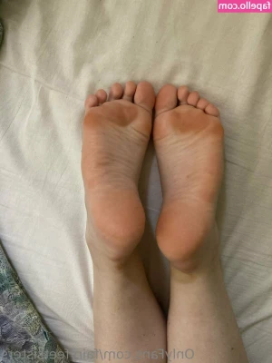 fairyfeetsisters - Having a really bad day bc I think I've lost all the data on my