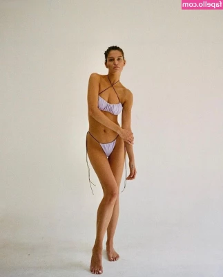 Vanessa Fuchs [ vanessa-fuchs ] - The tight feeling  intensity  passion and control