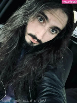jackfalcon - I’m alive I promise lol  Expect me to be back this week☺️ I