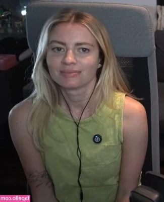 Elyse Willems [ elyse-willems ] - Hey! You must be so confused as to why I haven’t posted/sent out a