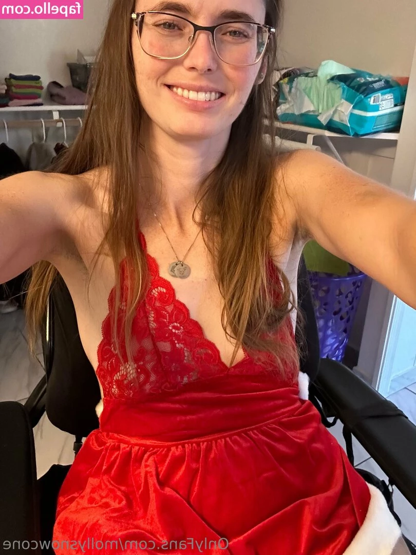 mollysnowcone [ mollysnowcone-1 ] - Uncensored video version in your inbox now