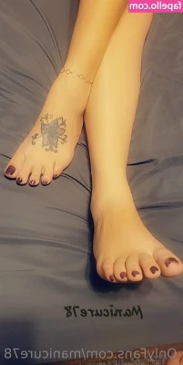 manicure78 - Hey hey hey !! Ill be live on MFC tonight 💫 ..  ..Join me in
