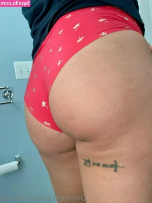 malbugg - I did some booty shakin for y’all too but made you wait a bit 😘
