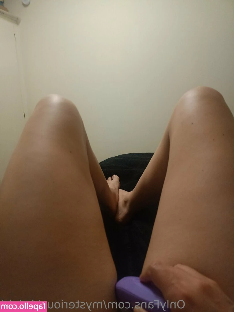 mysteriouskiwigirl - This tight belly doesn’t look as painful as it was 😅🐷🧨