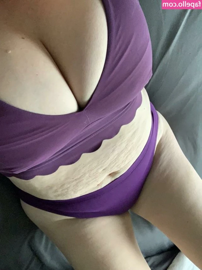 TheeJanessa - Can you give me a hand ??