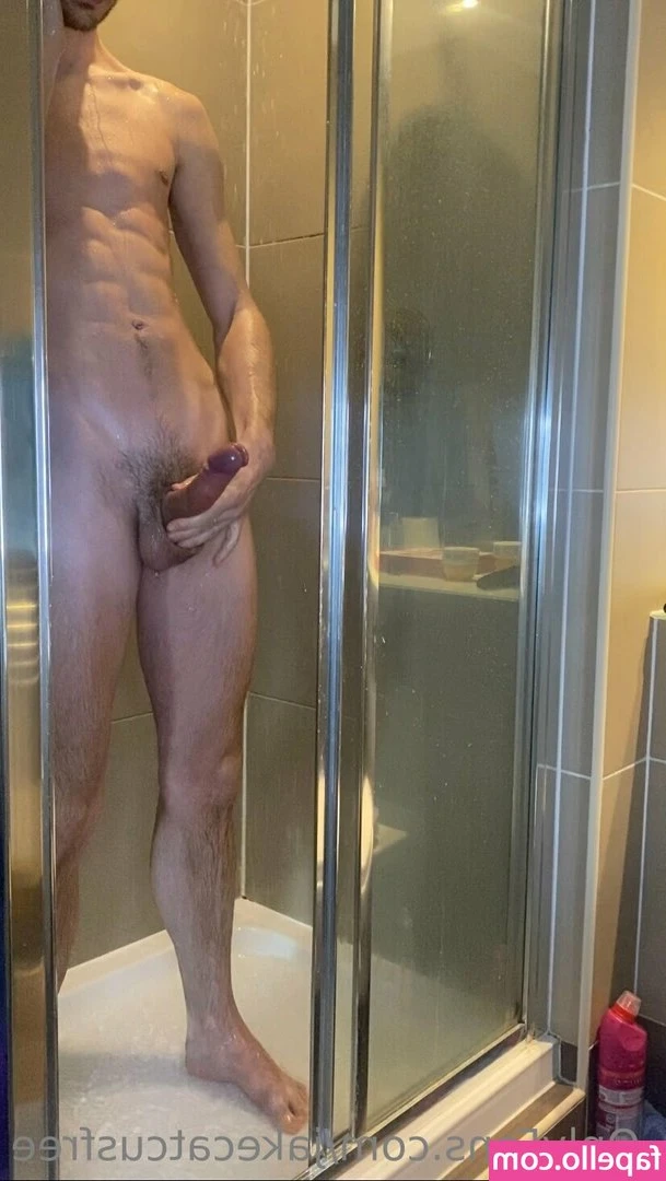 jakecatcusfree - Apologies for not keeping up with posts! Will make up for it over the