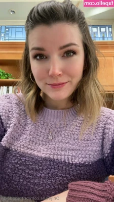 brittsbadside - Are you a boob guy or an ass man