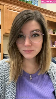 brittsbadside - Purple wrapping~ Features cute and lewd poses, shots of pussy and