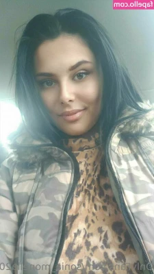 sonia_monella20 [ sonia-monella20 ] - So cheeky 😉😈