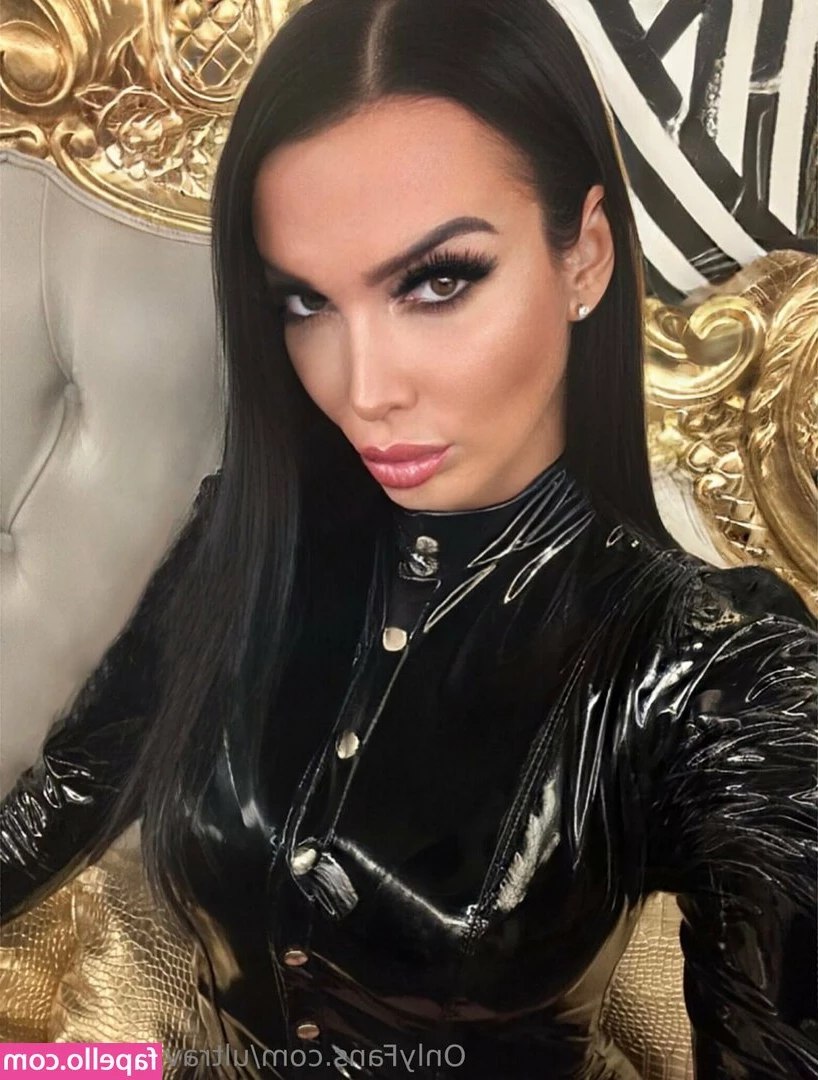 the.goddesskara [ the-goddesskara ] - Anche se sono impegnata qui ti penso