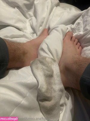 theversegayboy - Very sexy poses for you 🤤  Showing off my arse, tits and