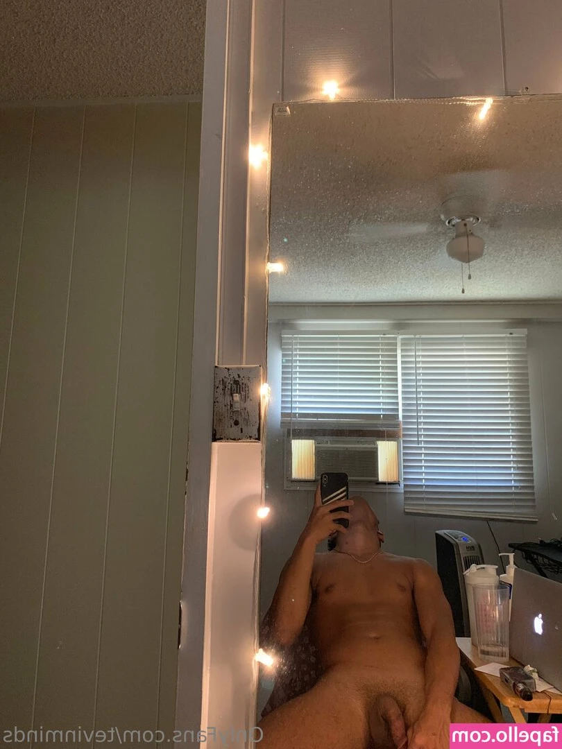 tevinminds - @hugetallboss Today I do oil 🪔 🪔 🛢️ massage and BJ then