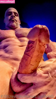 multiflyer2019 [ multiflyer2019-1 ] - Trying to send a sexy video in your DMs but having some issues! Going