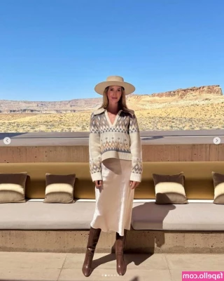 Ivanka Trump [ ivanka-trump ] - Sunbathing again