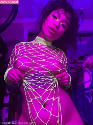 sweetlatina1 - Hey all, I’ll be moving the cum show part two to tomorrow around