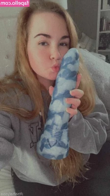 harpermadi_ [ harpermadi-7 ] - Just ordered a bunch of new lingerie  and I ve got a photoshoot